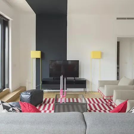 6 Guestss Modern With View In * Milan