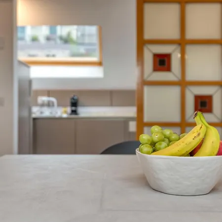 Royal -montenapoleone- * Milão