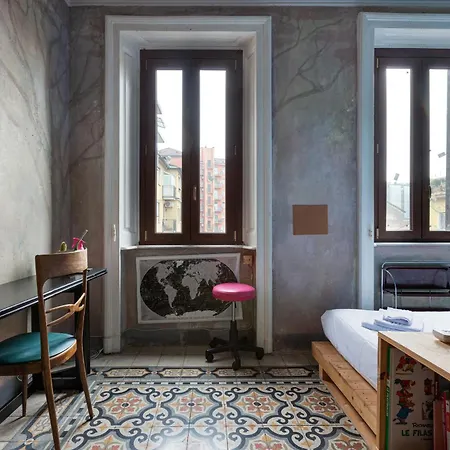 Solari - Tortona - Ampio Trilocale Di Design *