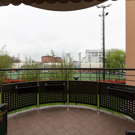 Niguarda - Ampio E Moderno Trilocale * Milano