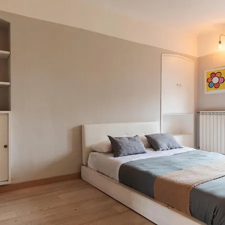 Marta Flexyrent A.c. מילאנו