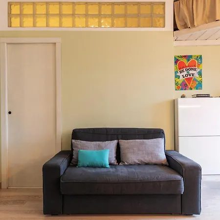 Marta Flexyrent A.c. ميلان