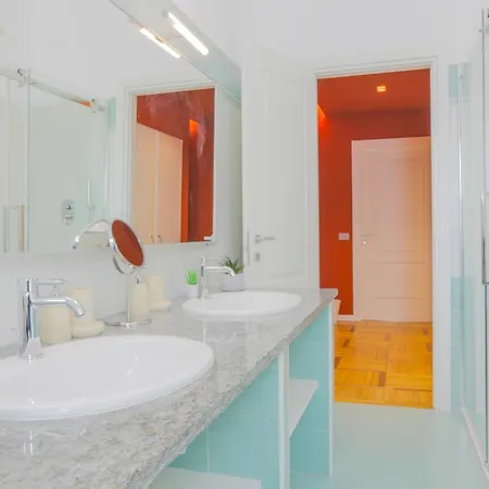 Private Luxury 5 Bedroom - Station 밀라노