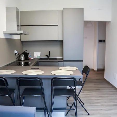 Porta Vittoria Per 4 Persone Apartman Milánó