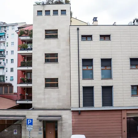 Porta Vittoria Per 4 Persone Milánó