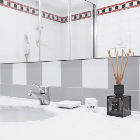 Easylife - - Crema 7 - Porta Romana Apartament *