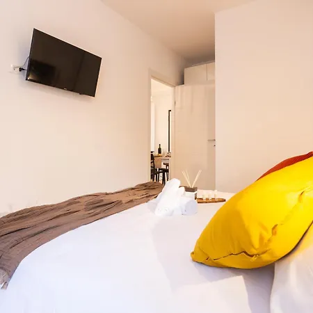 Sforza#13 - Con Parcheggio Gratis E Terrazza, Vicino Istituto Ieo 밀라노