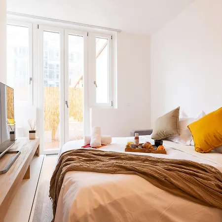 Sforza#13 - Con Parcheggio Gratis E Terrazza, Vicino Istituto Ieo 밀라노