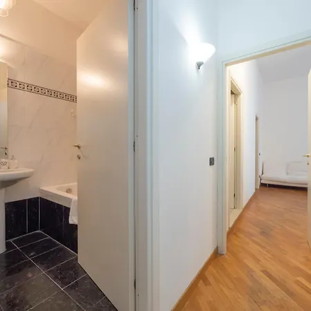 Central Station 4 Guests Apartment *