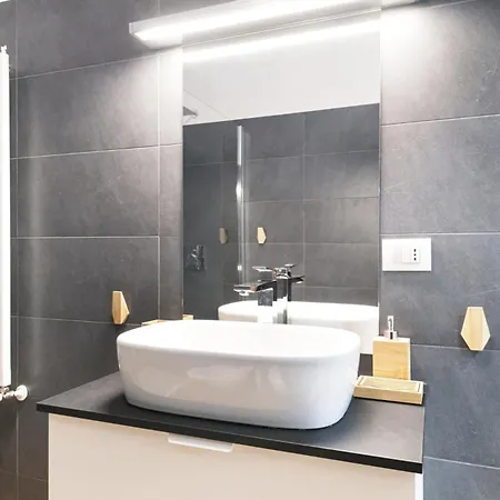 Easylife - Luminoso Bilocale In Life Apartment *