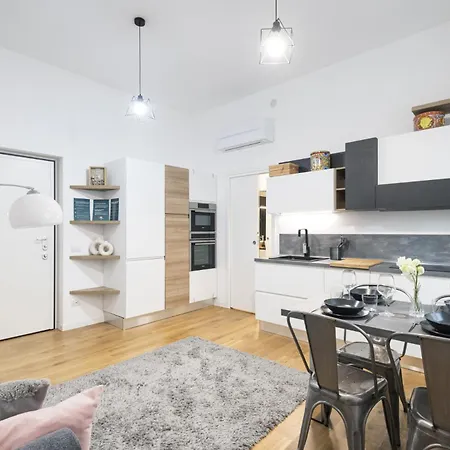 Easylife - Luminoso Bilocale In Life Apartment