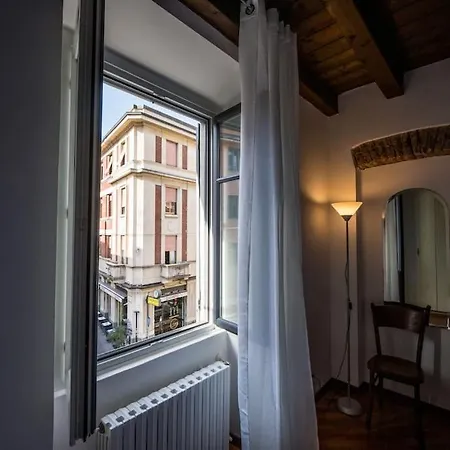 Wonderful Two Floors * ميلان