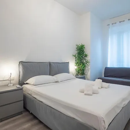 I Host - Melloni 34 *