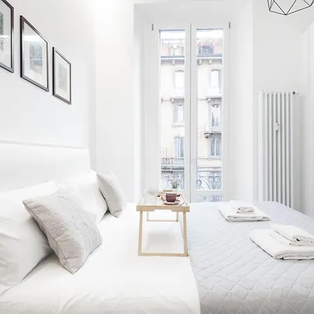 Apartment Easylife - - Vitruvio 4 - Milan