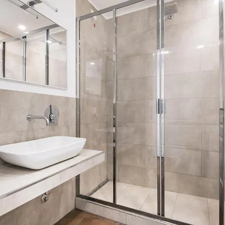 Easylife - - Vitruvio 4 - Milan