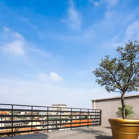 Cadamosto Art Penthouse With Terrace R&r Apartment