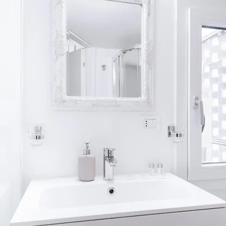 아파트 Easylife - Stile Ed Eleganza In Sant'agostino 밀라노