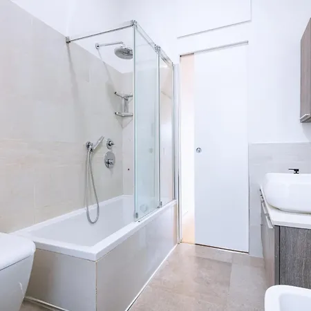 Easylife - Stile Ed Eleganza In Sant'agostino 밀라노