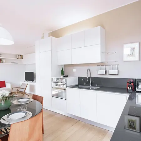 아파트 Easylife - Stile Ed Eleganza In Sant'agostino 밀라노