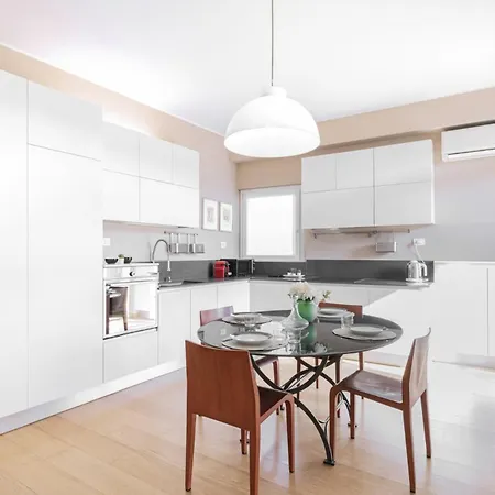 Easylife - Stile Ed Eleganza In Sant'agostino *