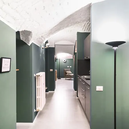 Easylife - Eleganza Nel Quartiere Isola Apartamento *