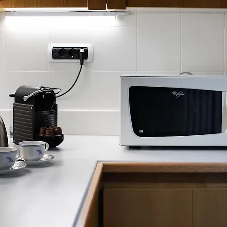 Fondazione Prada - Quadrilocale In Stile Classico Milano