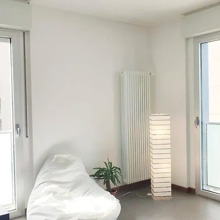 Navigli House * Milánó