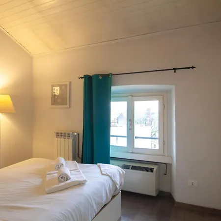 Milanese Flat - Via Vigevano Milánó