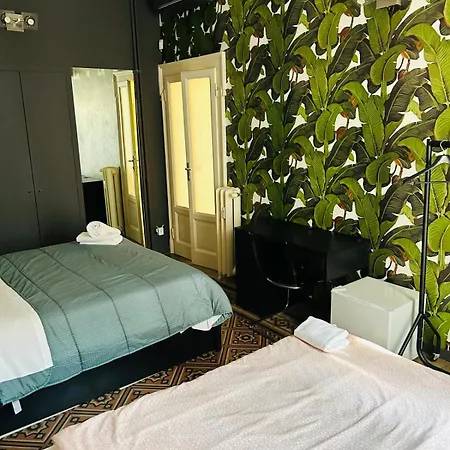 Maya Guest house