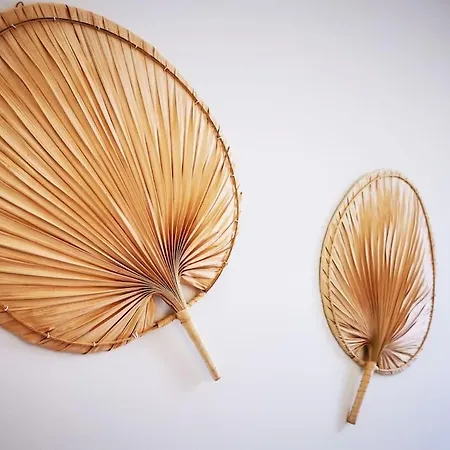 شقة Sunny Flat 50 Meters From The Metro