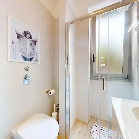 La Chicca Apartment *