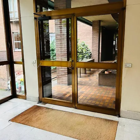 Easy Italy Apartment Milan