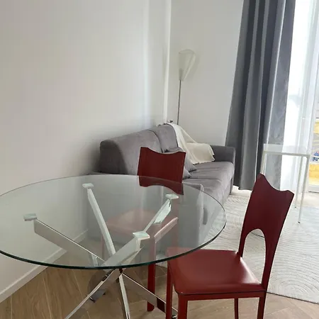 1st Floor Mediolan