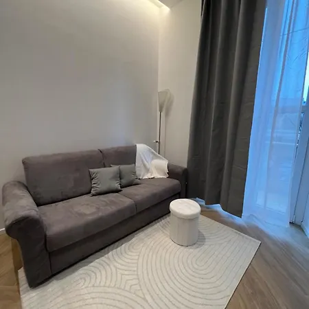 1st Floor Mediolan