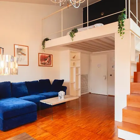 Navigli Design With Balcony * Milan