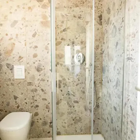 Duomo Elegant In Santa Marta Penzion