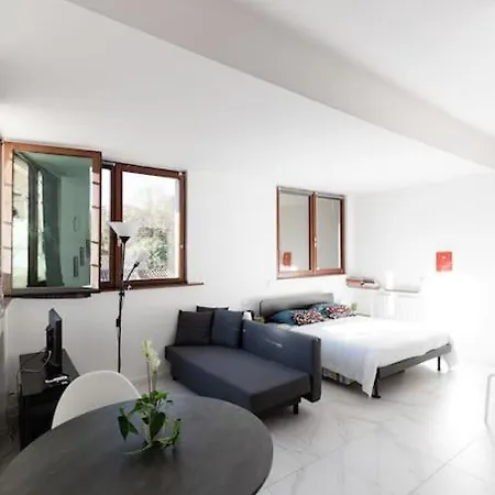 Апартаменты Santa Marta Luxury Duomo