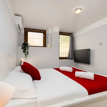 Con Metro Diretta 10 Minuti Duomo * Milán