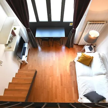 Corso Vercelli Splendido Loft Appartamento *