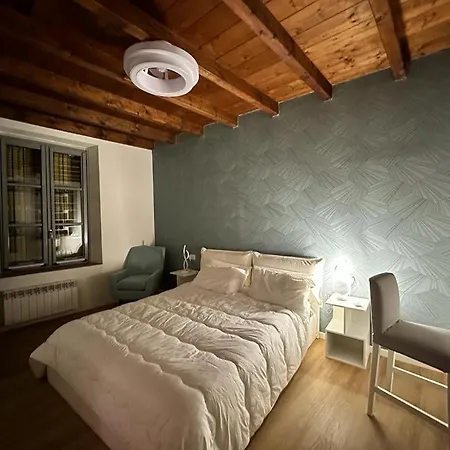 Apartament Folli Mediolan