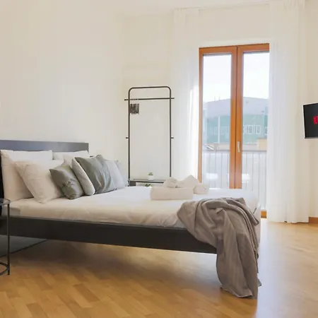 Apartamento Urban Elegance Station W/private Garage Milão