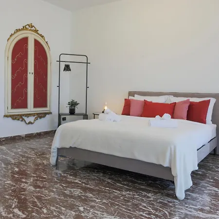 Διαμέρισμα Urban Elegance Station W/private Garage