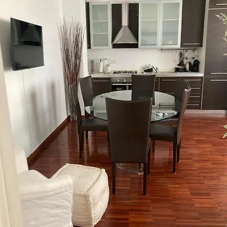 Accomodo - Mit51 Trivano Cenisio Апартаменты