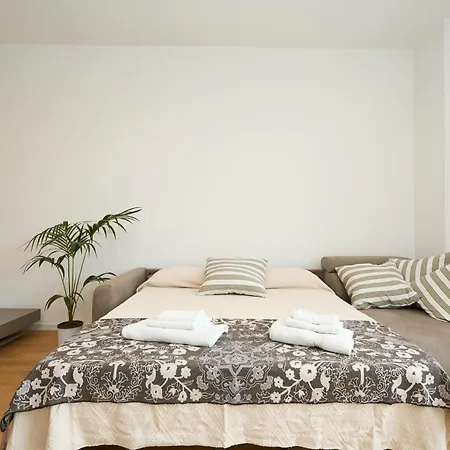 Luxury Design - 20 Minutes From Duomo-navigli Apartment