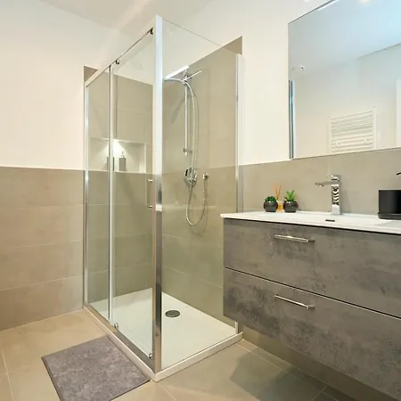 Luxury Design - 20 Minutes From Duomo-navigli
