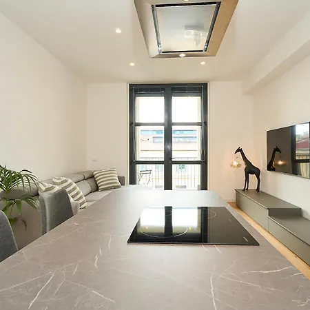 Luxury Design Loft - 20 Minutes From Duomo-navigli