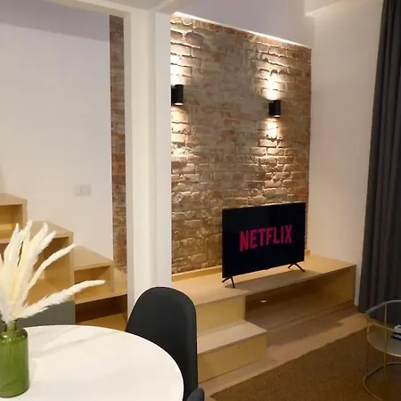 Daire Fiera - Citylife Luxury Loft Near Duomo