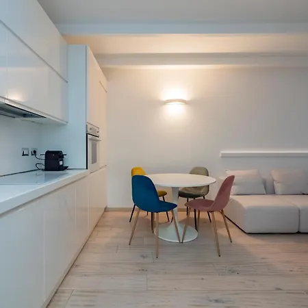 I Host - Vigevano 13 Apartman