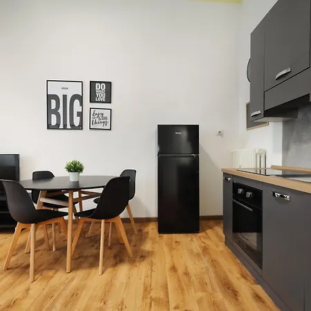 Joivy Charming Flat In Milan's Academic Hub Appartement *
