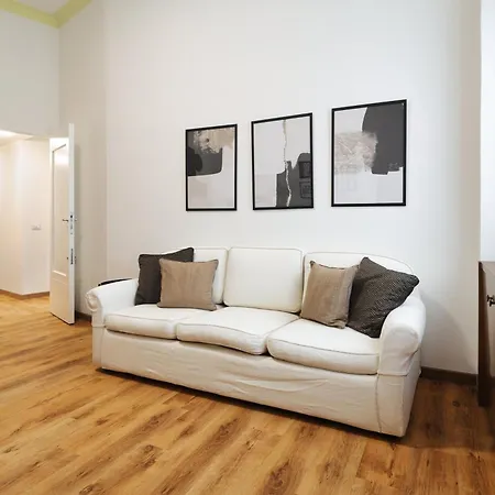 Joivy Charming Flat In Milan's Academic Hub Apartment Milan
